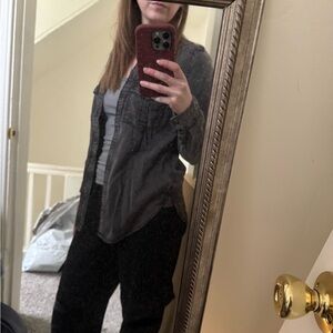 Bundle 3/$30 - American Eagle Outfitters Charcoal Button-Up Shirt